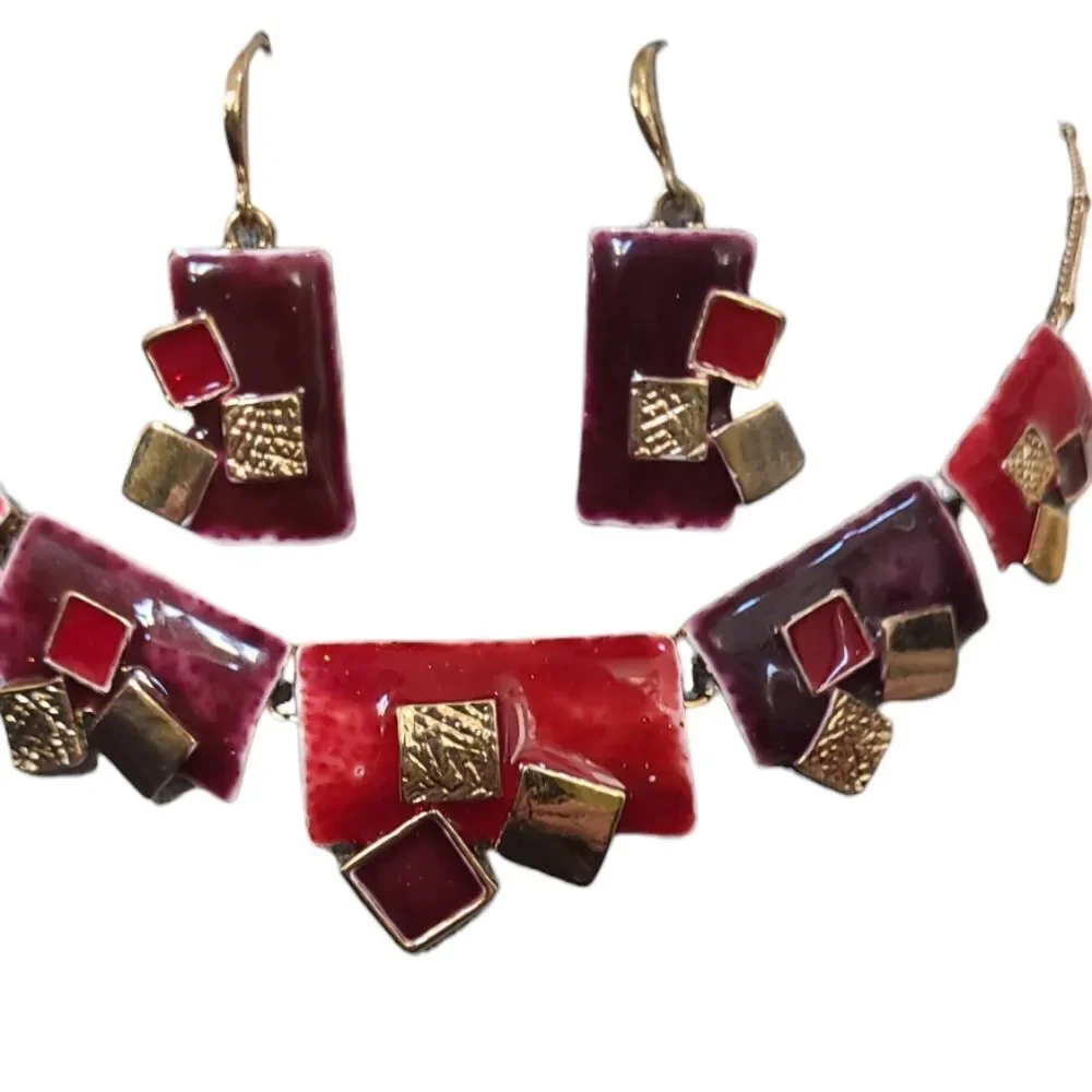 Statement Necklace And Pierced Earrings Paris! Ikita Red Enamel And Gold 16